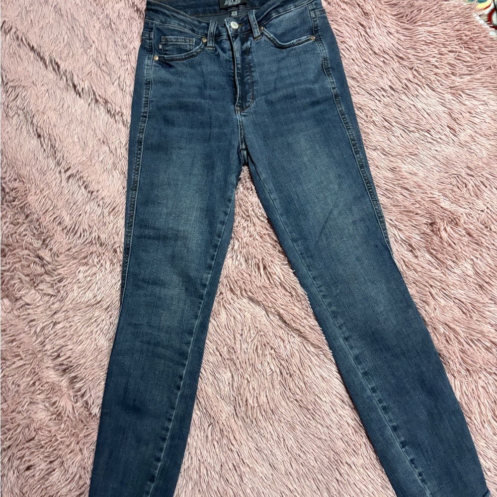 Judy Blue Dark Wash Skinny Jeans
